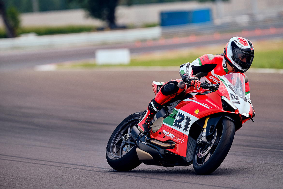 Ducati Panigale V2 Bayliss